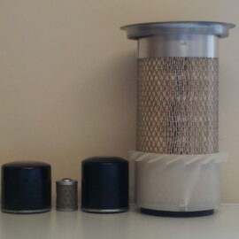 Hanix H50-B w/Isuzu 4LE1 Engine s/n H5000450 Filter Service Kit