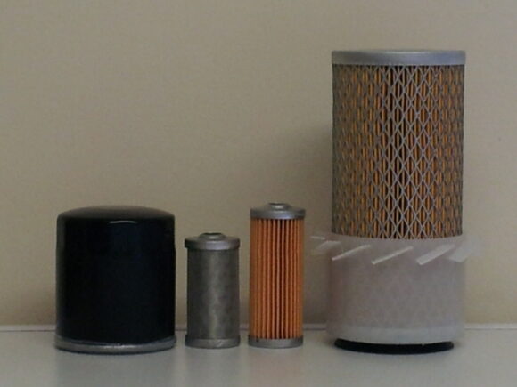 Neuson 1002 w/Yanmar 3TNE74 Engine Yr. 2002 Filter Service Kit