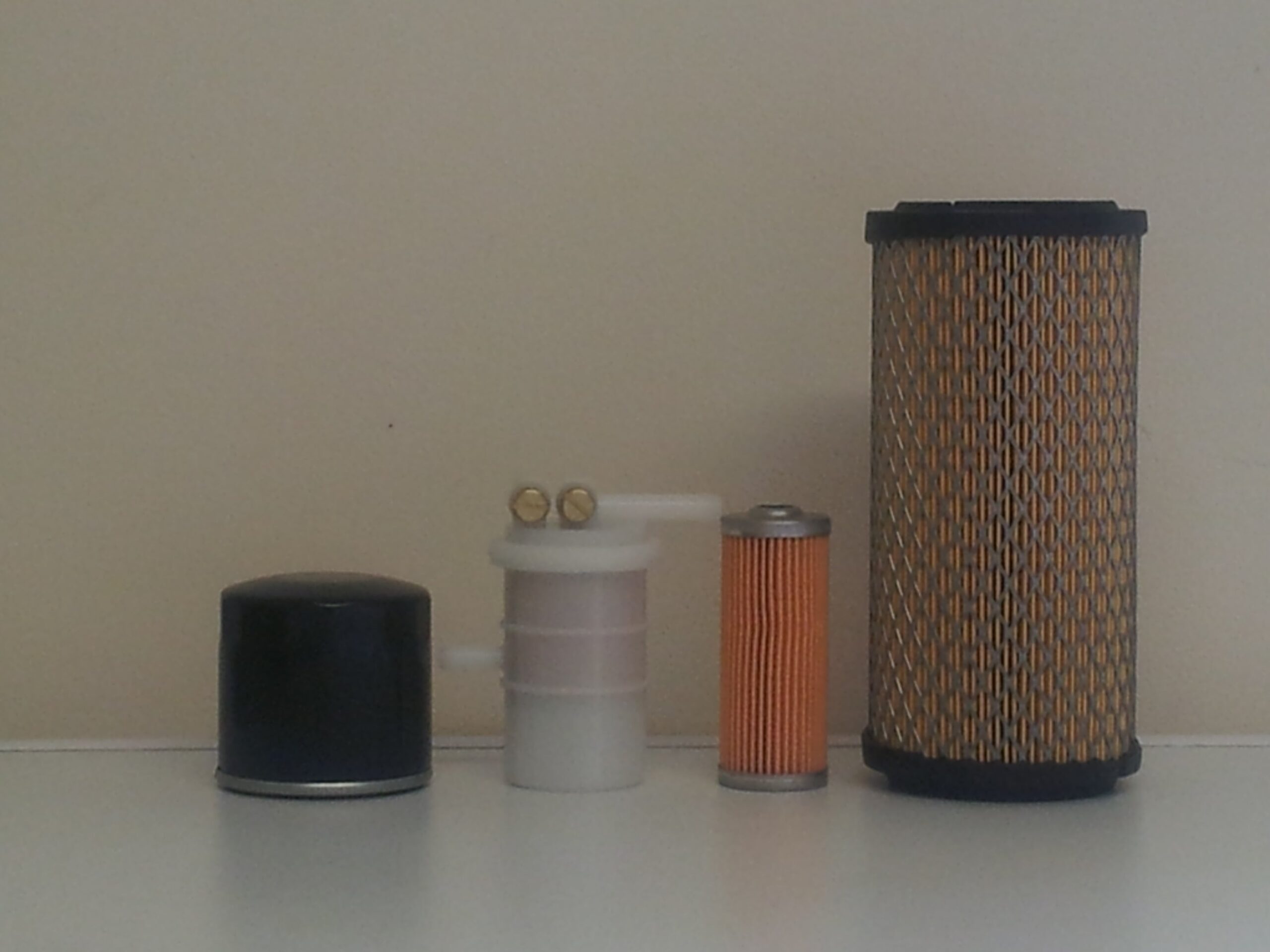 Vio-17 w/3TNV70 Engine Filter Service Kit