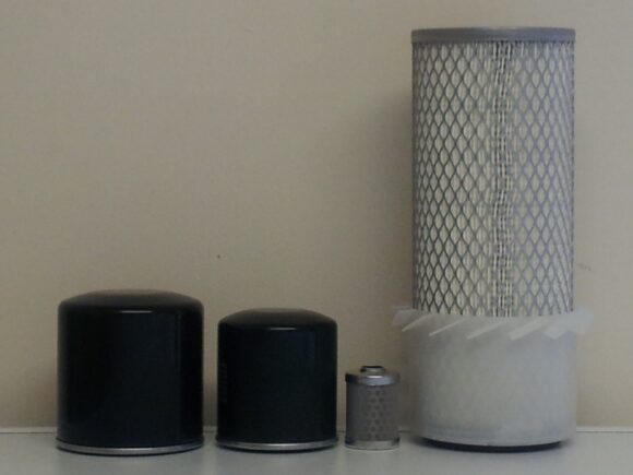 X335 w/Kubota Engine Filter Service Kit