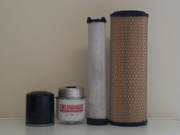 303C CR w/ Mitsubishi S3Q2 Engine Filter Service Kit