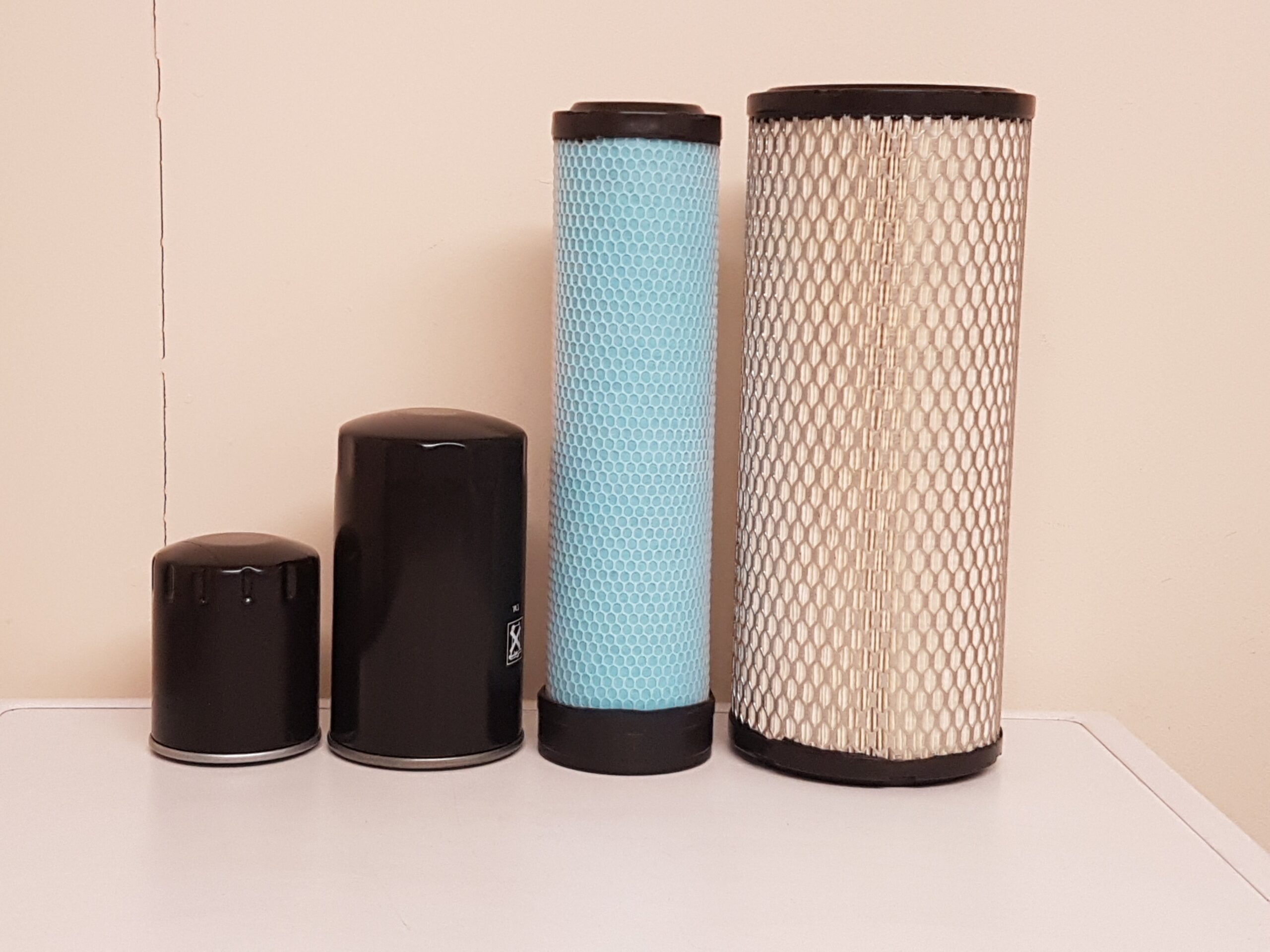 EC35 w/Volvo D2.2ACAE2E Engine Yr. 2006 > Filter Service Kit